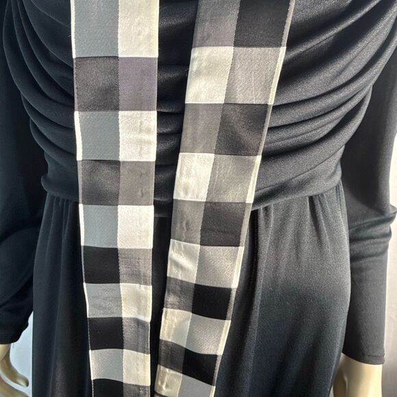 1970s Mod Black & White Checkered Taffeta Sash – 80.5” Long Vintage Belt Scarf - Picture 9 of 15